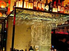 -FOUR PLAY BAR