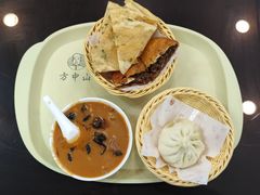 -方中山胡辣汤(成都首店)