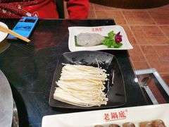-吴记老锅底麻辣火锅(福州路店)