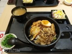-万岁料理回转寿司(华贸店)