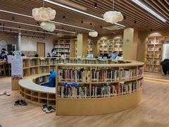 -漕河泾街道图书馆(漕河泾社区文化活动中心店)