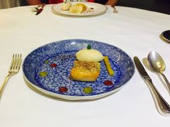 -La Villa French Restaurant