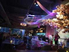 -樱花里音乐餐吧·牛扒椰子鸡(东圃店)