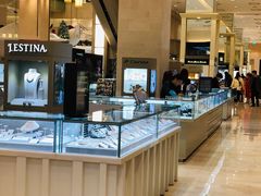 -新世界百货(明洞总店)