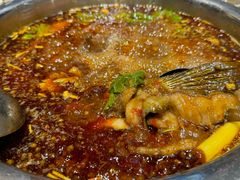 -肖肖酸萝卜鱼火锅(总店)