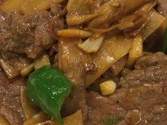 酸笋炒牛肉-美极鲜食坊(宝安南路店)