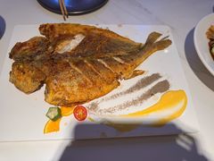 -赶海部落海鲜城(海阳路店)