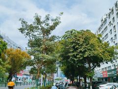 -解放路步行街