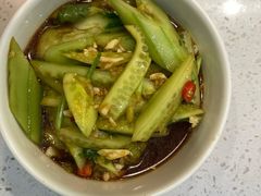 捞汁黄瓜-楚媚娘炭火蛙锅(宽厚里店)