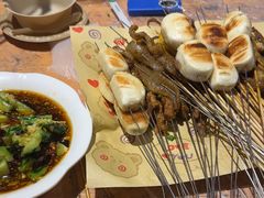 -老街烧烤大排档·地道湖北菜·龙虾馆(汉口火车站店)