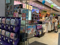 -全家便利店(署前路三店)