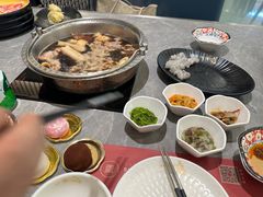-一绪に寿喜烧(虹悦城店)