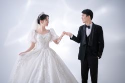 -第一夫人婚纱摄影(南京店)