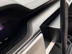 -TESLA 特斯拉(广州天环广场体验店)