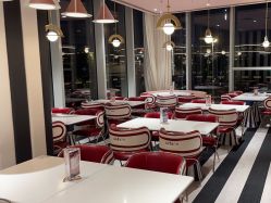 -奈尔宝家庭中心·亲子餐厅(前滩店)