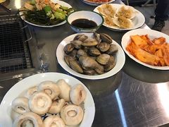 -马路牙子烧烤音乐酒馆(望京店)