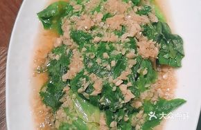 Garlic-Steamed Lettuce