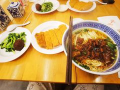 -沪西老弄堂面馆(定西路店)