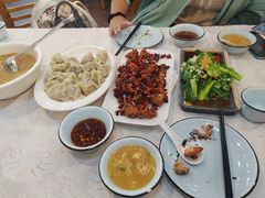 -萃华海鲜阁大排档(五四广场店)