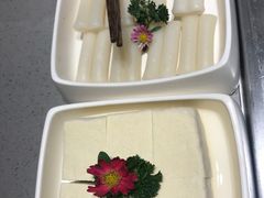 -海底捞火锅(公益西桥店)