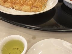 蜜汁叉烧酥-新南华大酒店(长寿店)