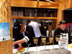 -霸王茶姬(南强街店)
