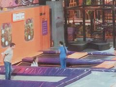 -VFSC极限蹦床主题公园(乐园道彩悦城阳光店)