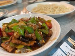 -汗腾格里·风味餐厅(新疆驻京办店)
