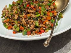 黑三剁-一坐一忘云南菜(卓悦中心)