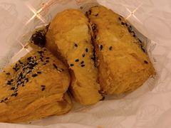 咖喱饺-上海哈尔滨食品厂(淮海中路店)