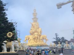 -峨嵋山金顶