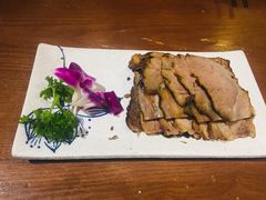 多尔衮熏肉-额娘·春饼烤鸭(华北七楼创始店)