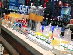 -亚马逊环球美食百汇(新城吾悦广场店)