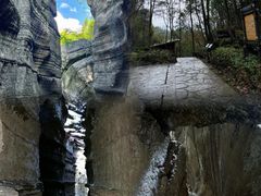 -梭布垭石林景区