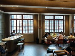 -星巴克臻选(上海今潮8弄店)