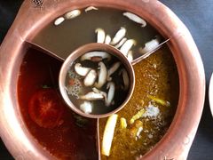 -滇釜火锅·能喝汤的火锅(车公庄店)