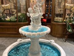 -秘密旅行Bonjour(黑金冠 江南西店)
