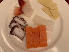 -怡咖啡海鲜自助餐厅(浦东香格里拉店)
