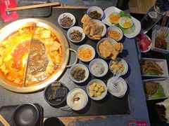 -九鼎轩脆毛肚火锅(南京东路店)