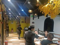 -黄泥岗·地道湖北菜(奥特莱斯店)