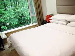 -上海怡沁园度假酒店