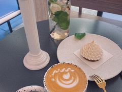 -玲婧胡同·生日蛋糕·餐厅(嘉里城店)