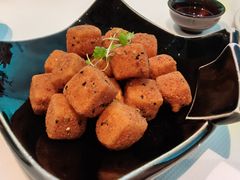 黑松露脆皮豆腐粒-桂满陇·杭州小馆(巴黎春天浦建店)