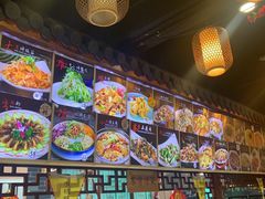 -红色根据地文化主题酒店(太湖街店)