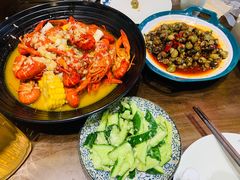 -聚汇三少·龙虾·中餐厅(莫邪路新天地店)