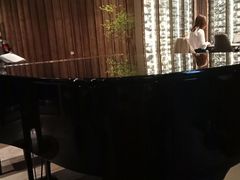 -wineapp葡萄酒餐吧(外滩金融中心店)