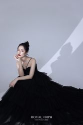 点击看大图 -挪娅婚纱摄影皇家会所