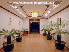 -大连步云山老汤度假山庄