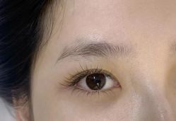 -UN·桃喜日系美睫美甲