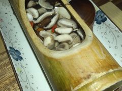 -蜜桃餐厅·伴山(绿宝广场店)